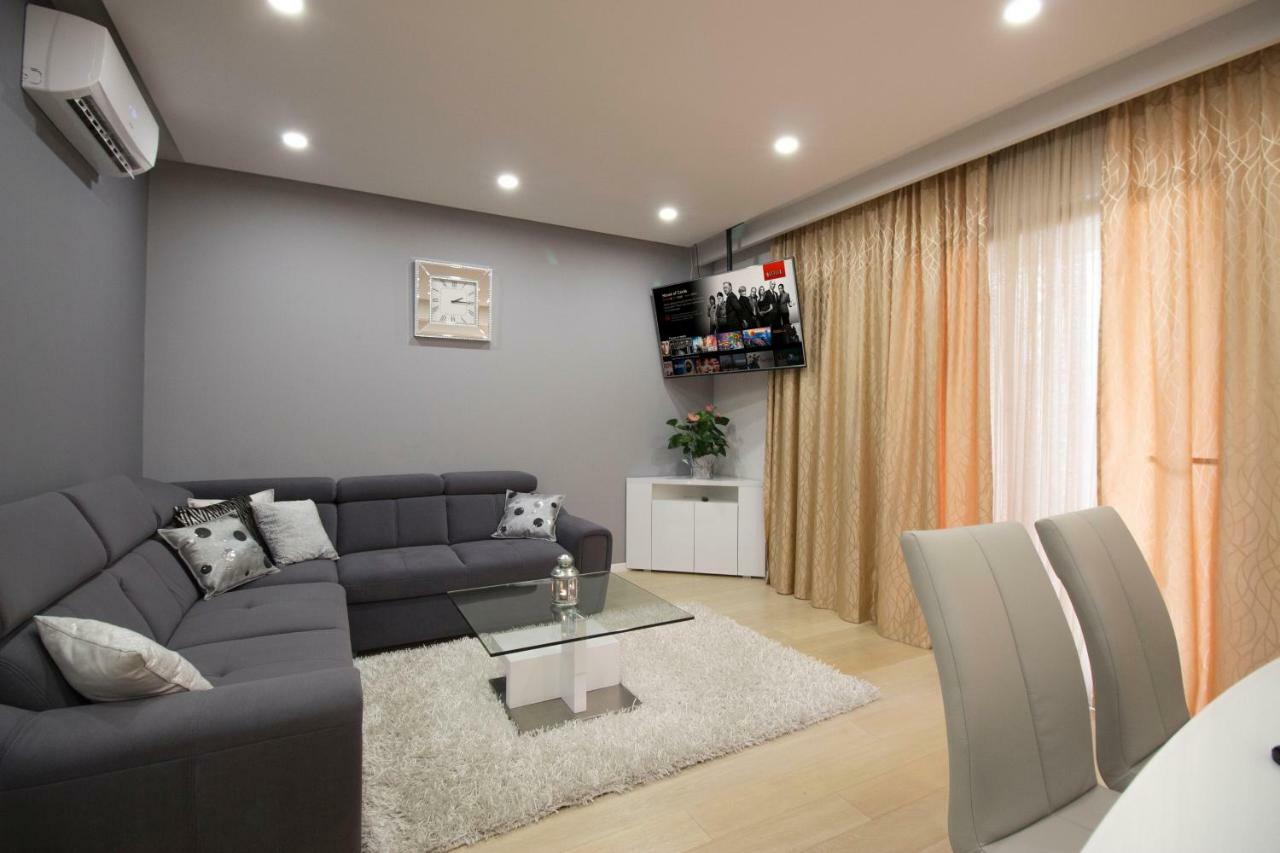 Apartment Deluxe Nana Makarska Exteriör bild