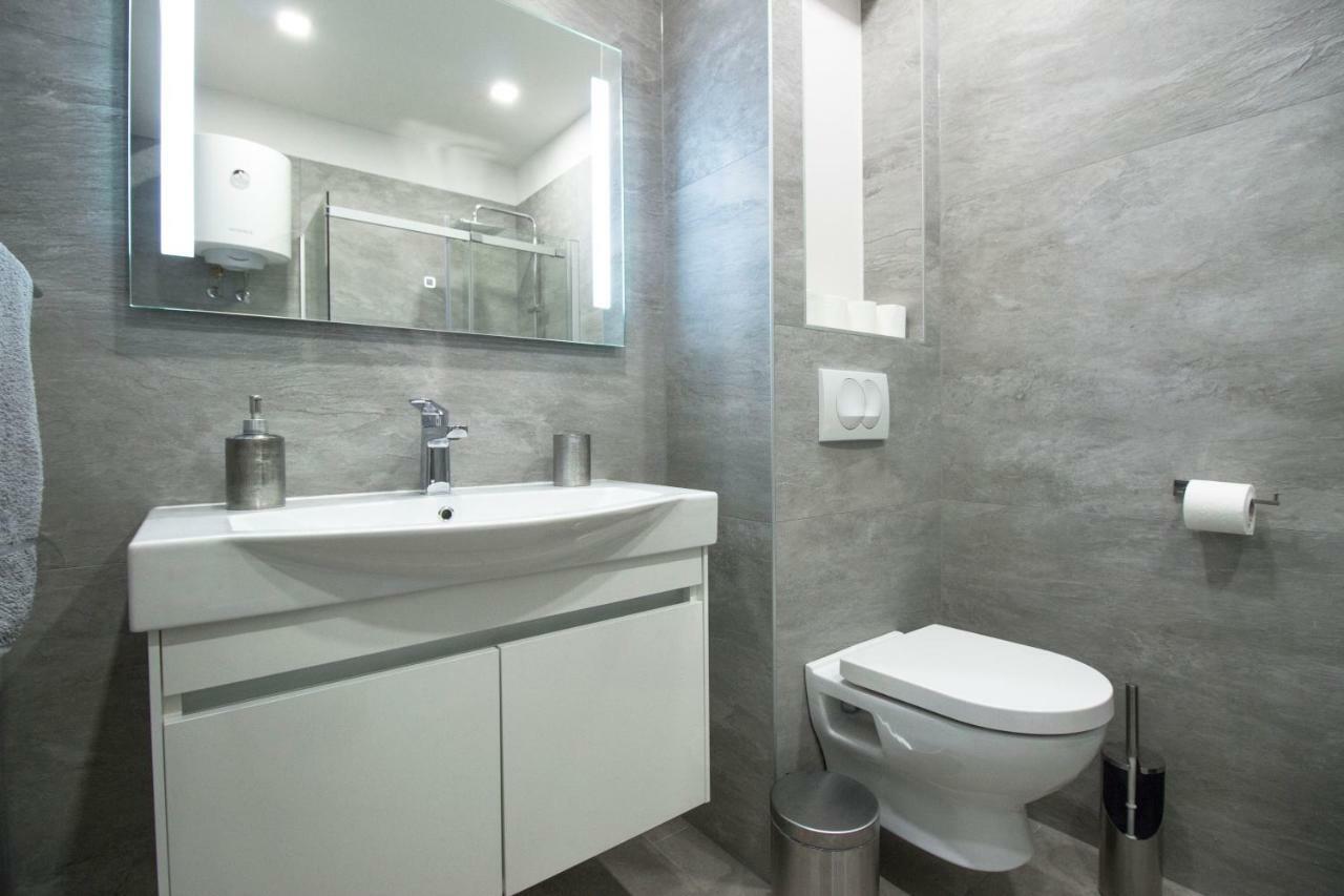 Apartment Deluxe Nana Makarska Exteriör bild